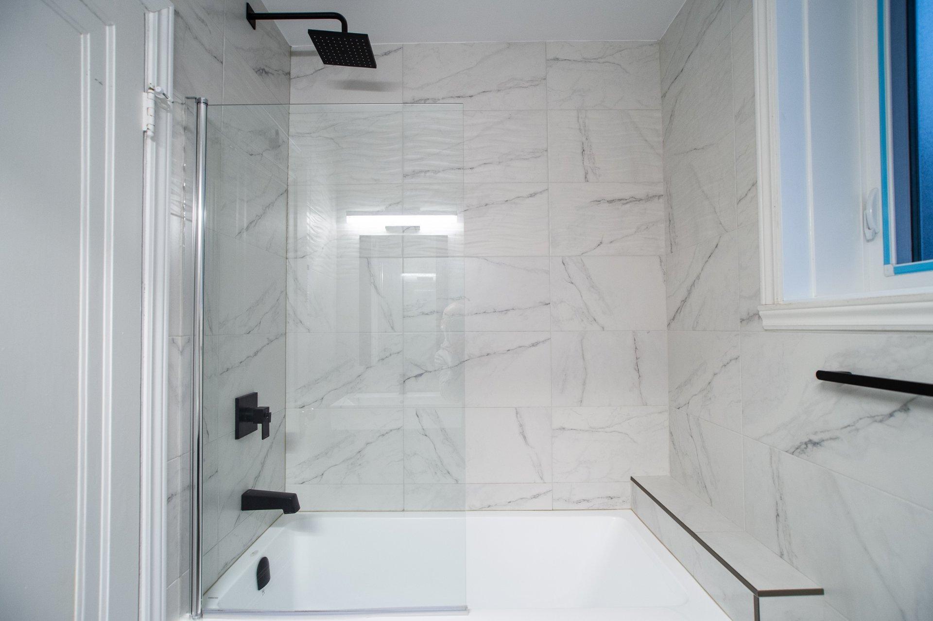 









5053


Av. Victoria

,
Montréal (Côte-des-Neiges/Notre-Dame-de-Grâce),




QC
H3W2N2

