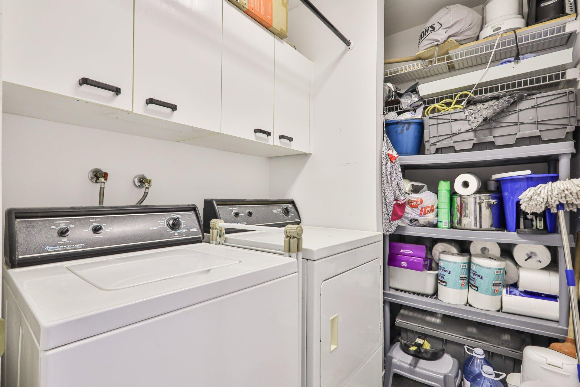 









7075


Rue Bombardier

, 207,
Montréal (Anjou),




QC
H1J2X1

