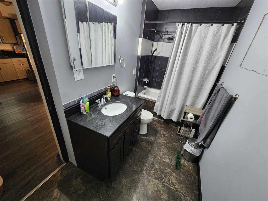 












222 5th Avenue S

,
Swan River,




Manitoba
S0A1Z0


