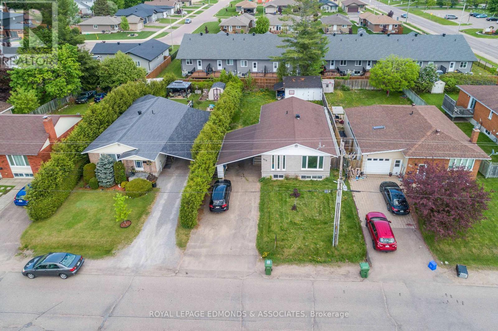 












513 BROADVIEW DRIVE

,
Pembroke,




Ontario
K8A7W2

