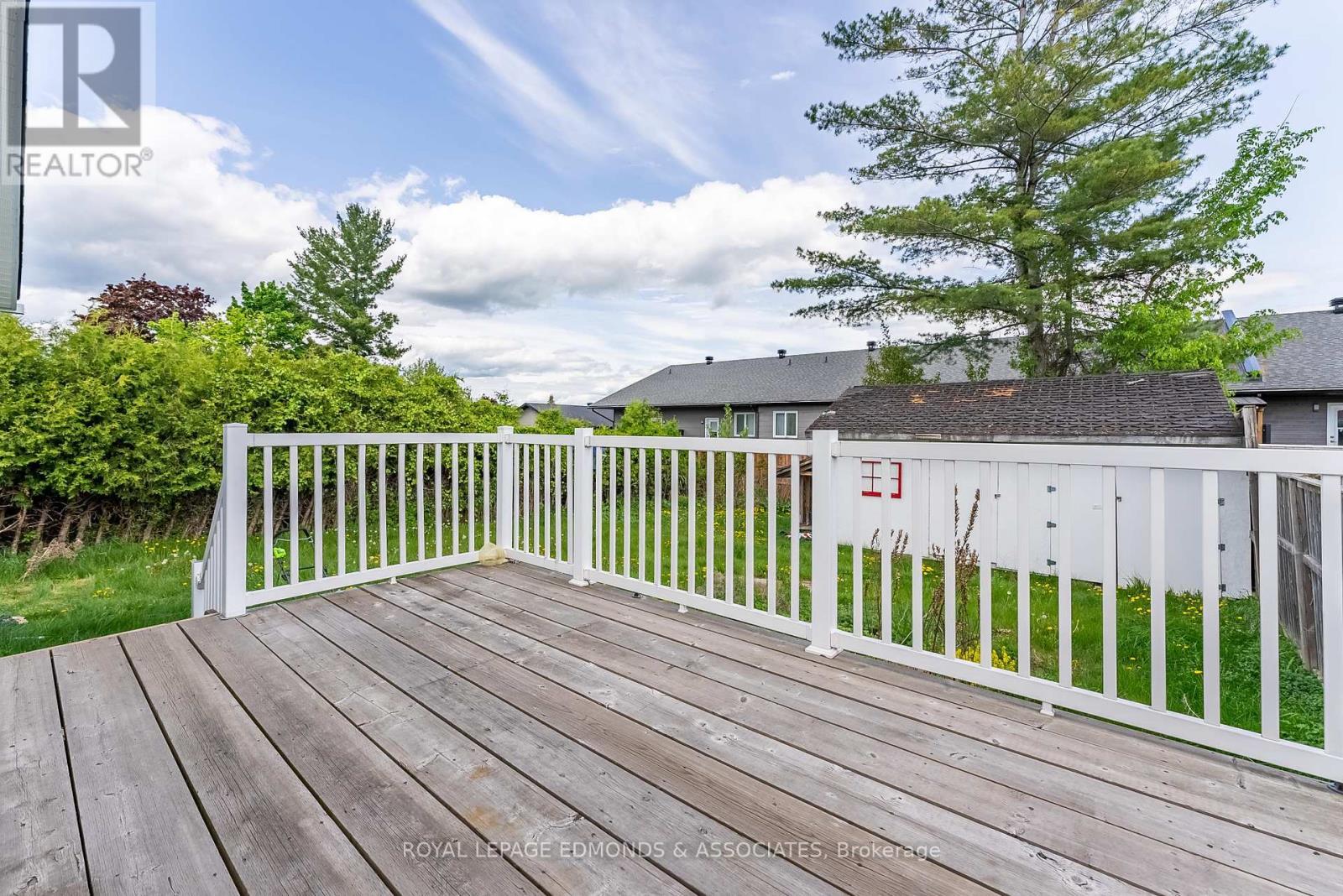 












513 BROADVIEW DRIVE

,
Pembroke,




Ontario
K8A7W2

