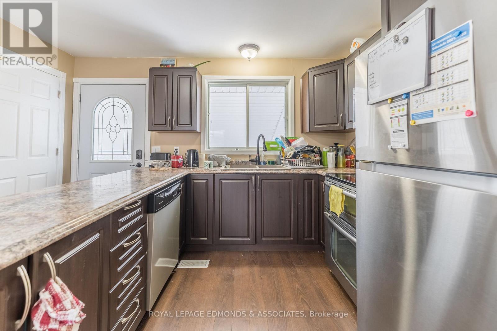 












513 BROADVIEW DRIVE

,
Pembroke,




Ontario
K8A7W2

