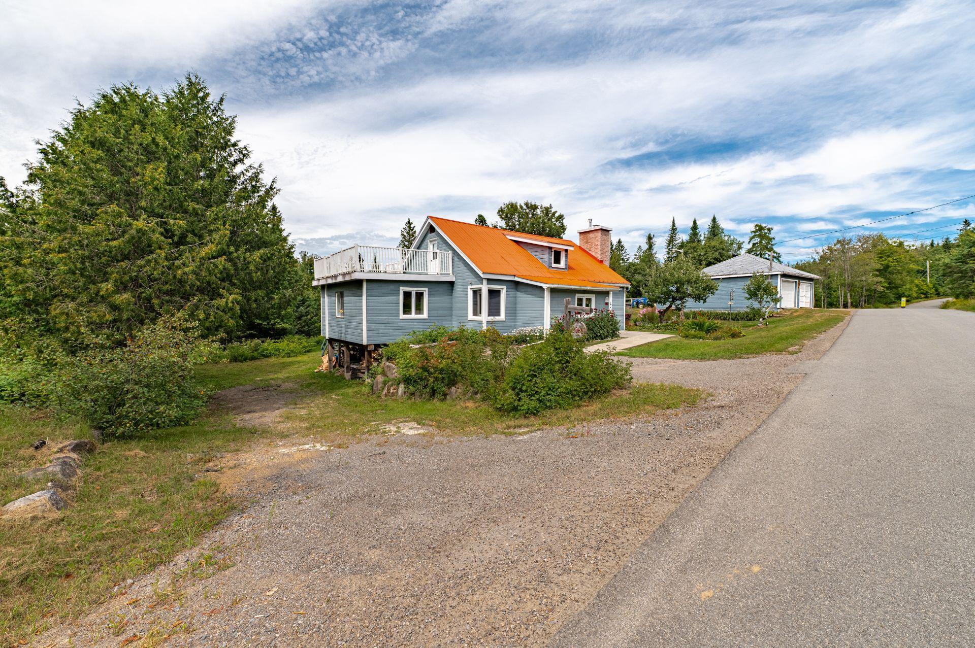 









9065

 - 9067


Ch. Ladouceur

,
Sainte-Agathe-des-Monts,







QC
J8C3R8

