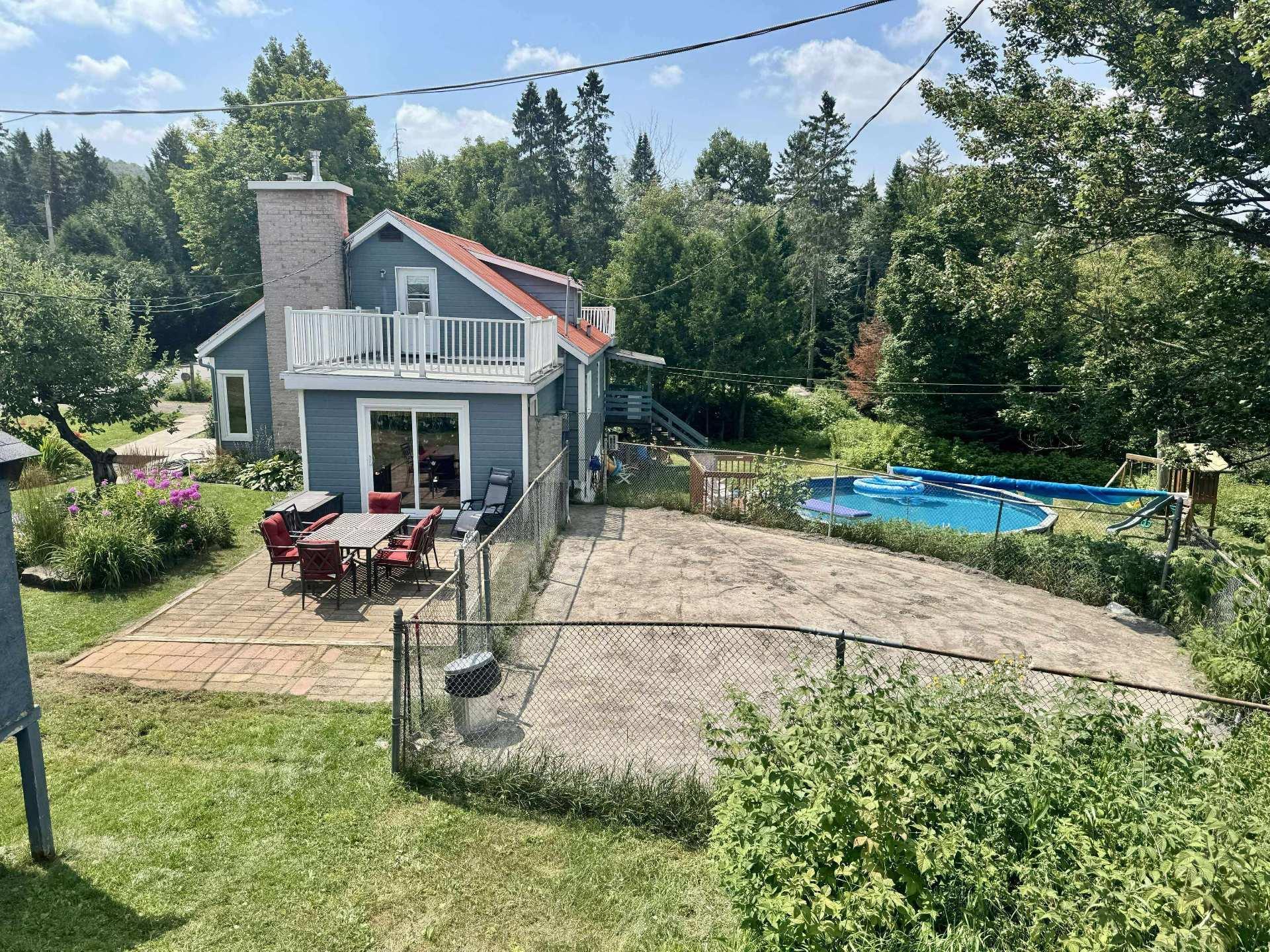 









9065

 - 9067


Ch. Ladouceur

,
Sainte-Agathe-des-Monts,







QC
J8C3R8

