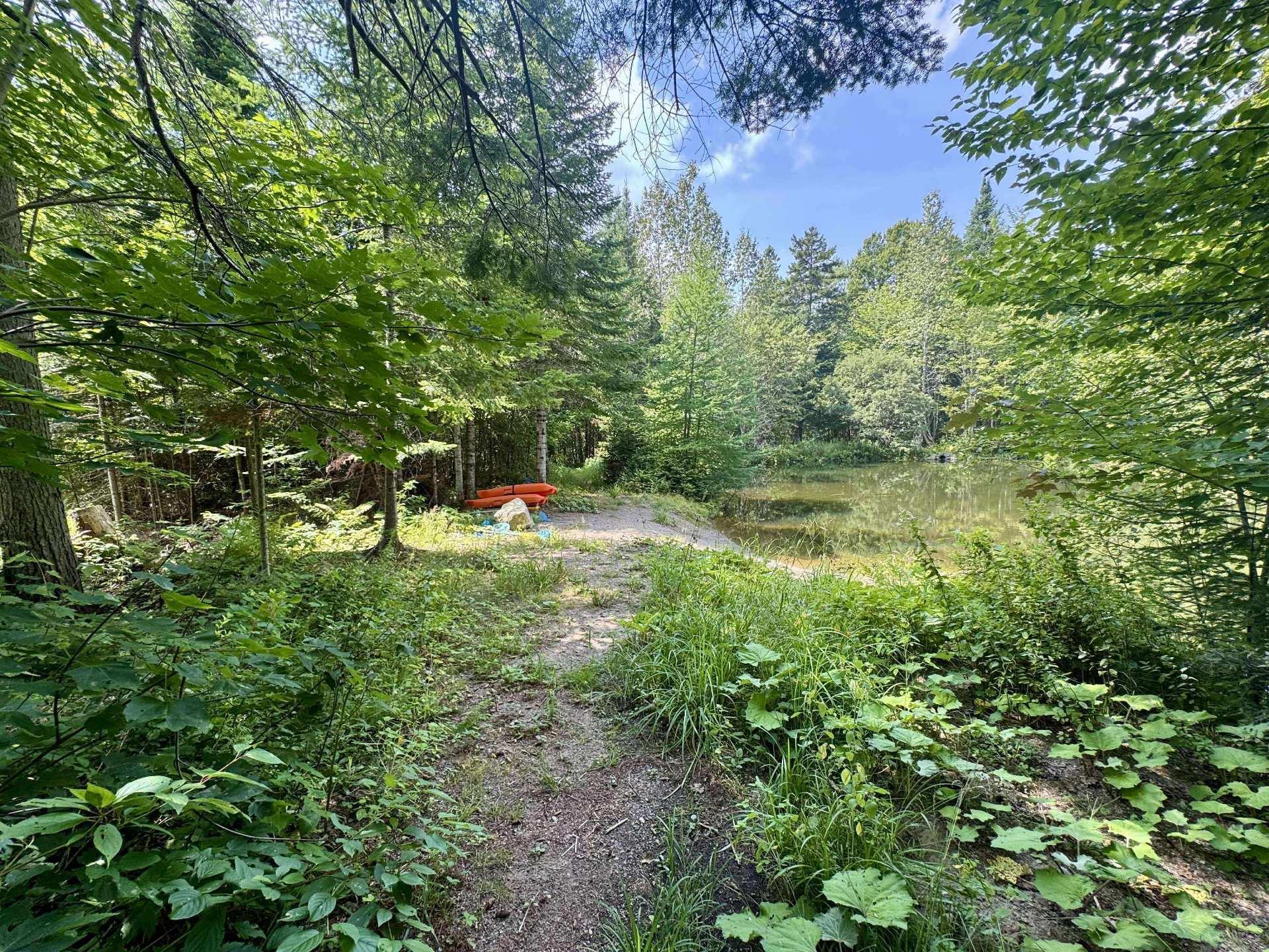 









9065

 - 9067


Ch. Ladouceur

,
Sainte-Agathe-des-Monts,







QC
J8C3R8

