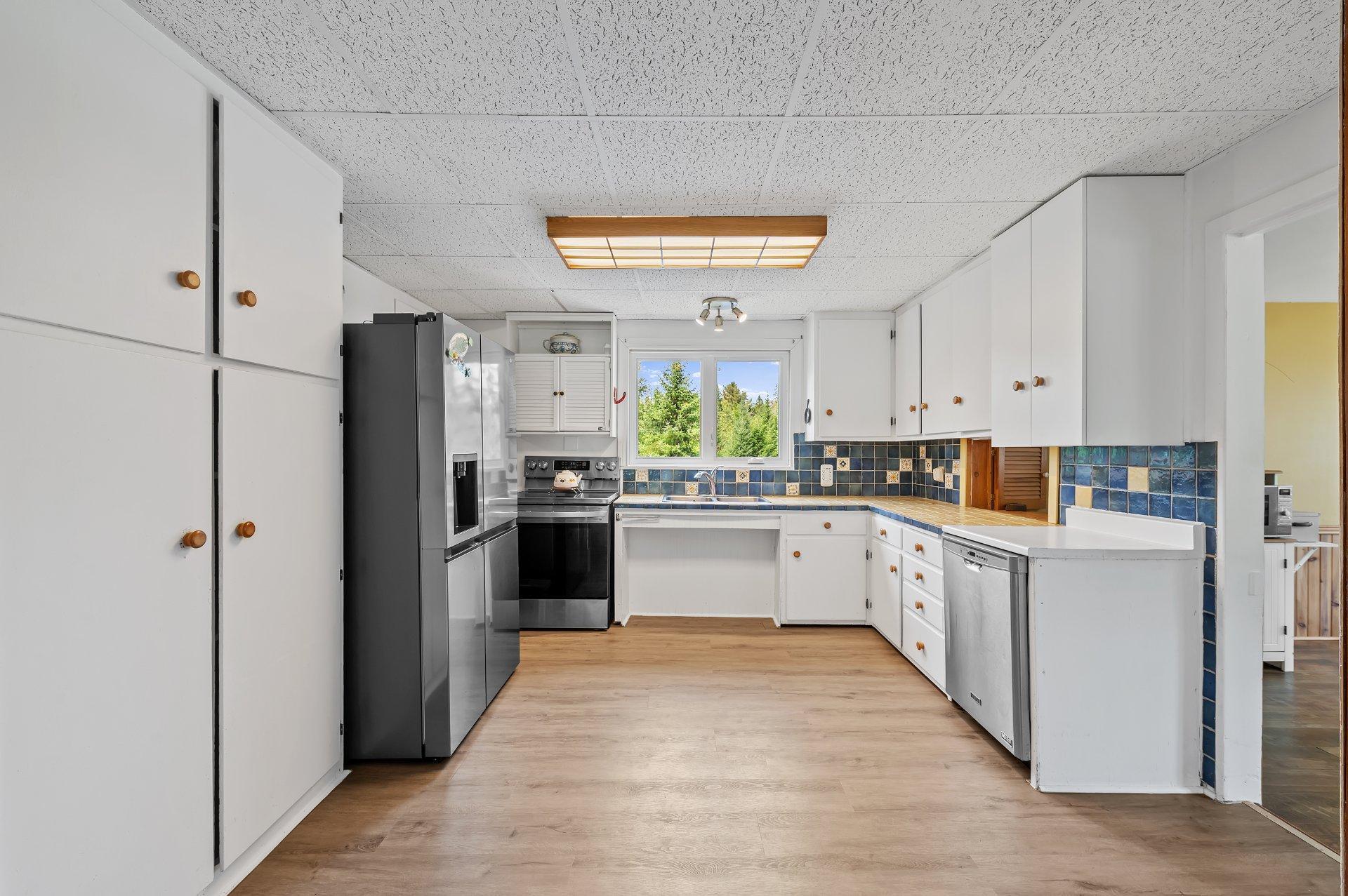 









9065

 - 9067


Ch. Ladouceur

,
Sainte-Agathe-des-Monts,







QC
J8C3R8

