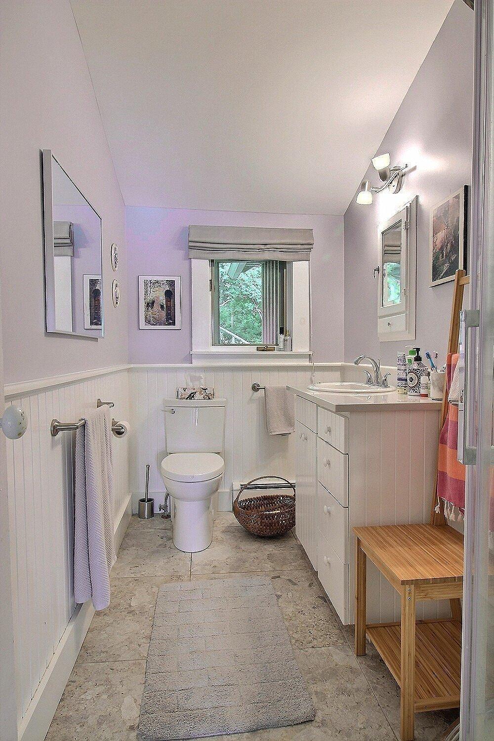 









4205


Ch. Magog

,
North Hatley,




QC
J0B2C0

