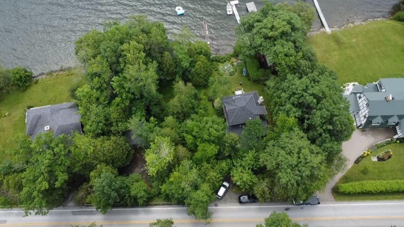 









4205


Ch. Magog

,
North Hatley,




QC
J0B2C0


