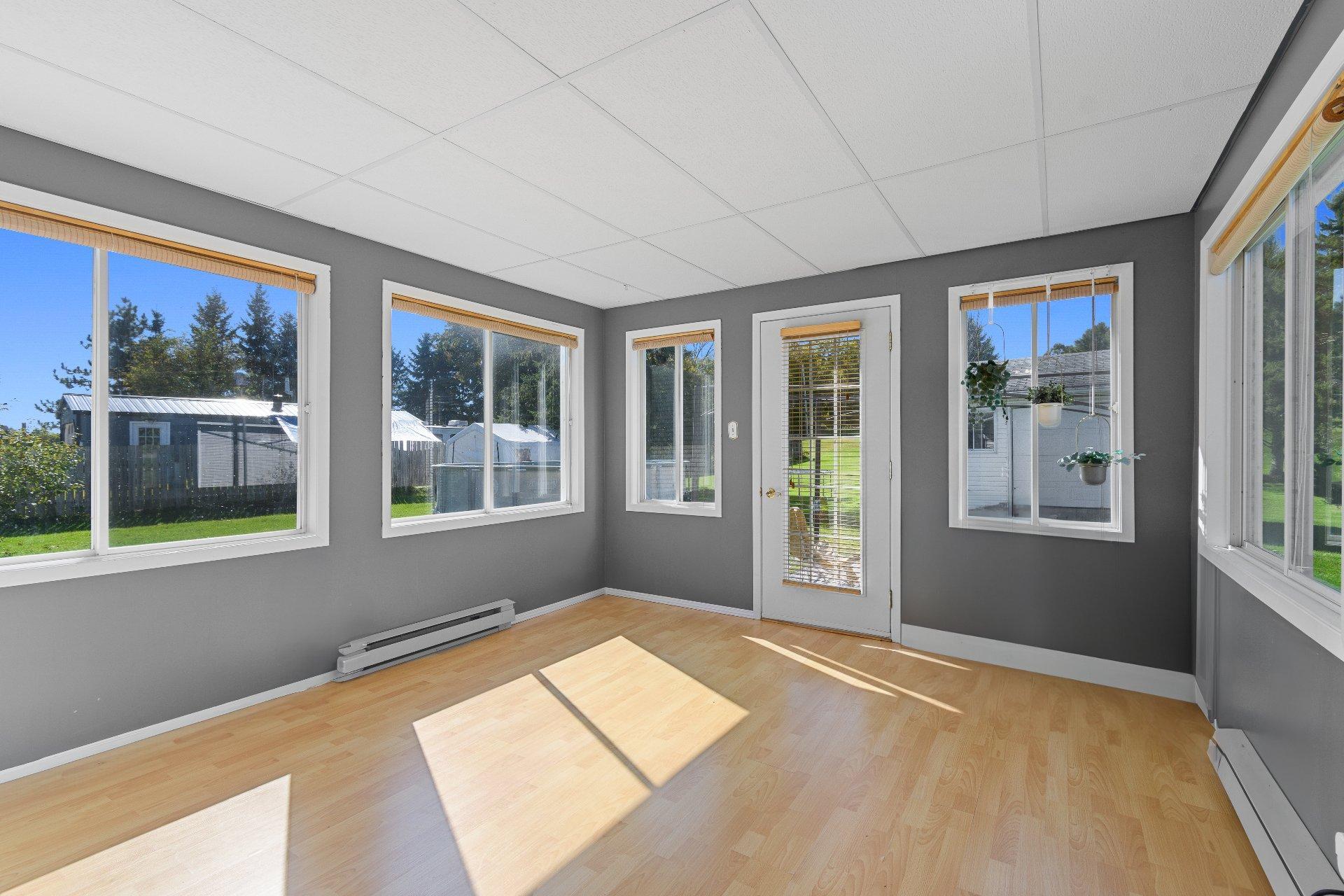 









334


Ch. des Outaouais

,
L'Île-du-Grand-Calumet,




QC
J0X1J0

