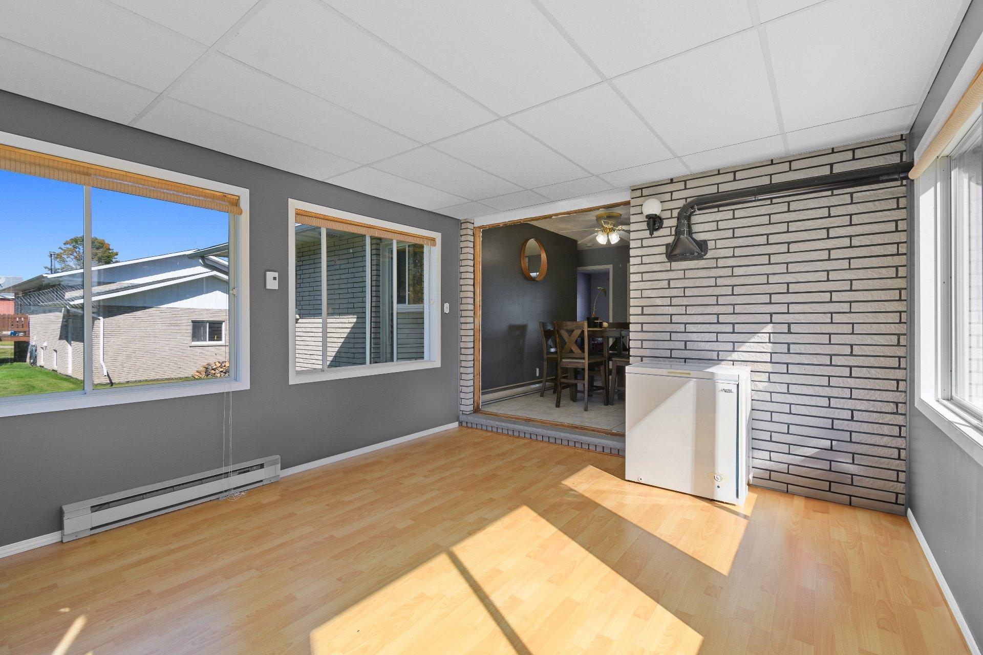 









334


Ch. des Outaouais

,
L'Île-du-Grand-Calumet,




QC
J0X1J0

