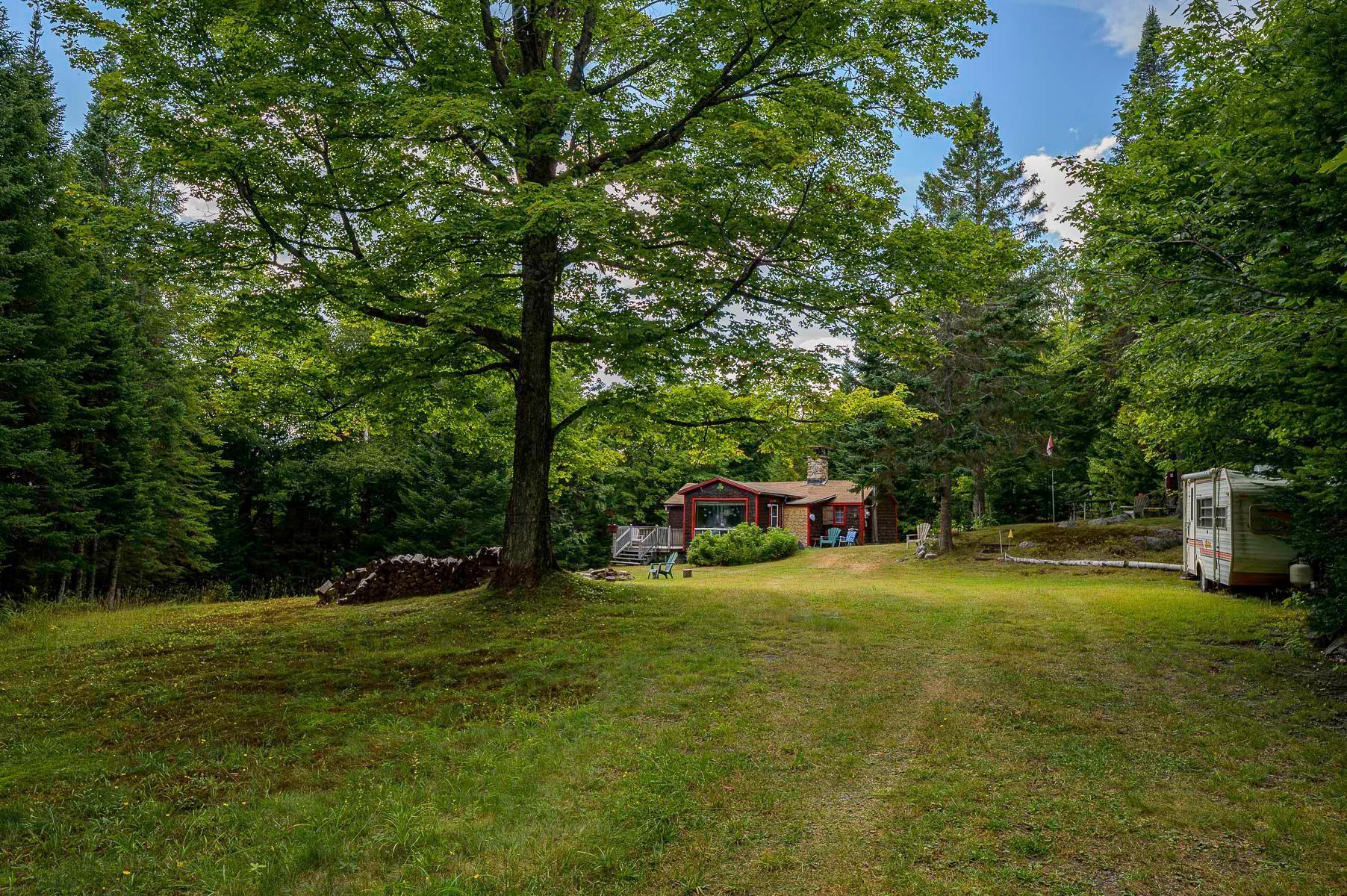 









686


Mtée Ste-Marie

,
Wentworth-Nord,




QC
J0T1Y0


