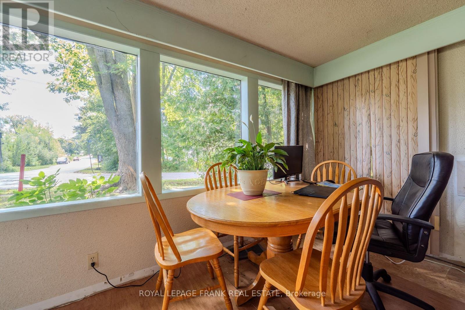 












91 CENTRE STREET

,
Scugog,




Ontario
L0B1E0

