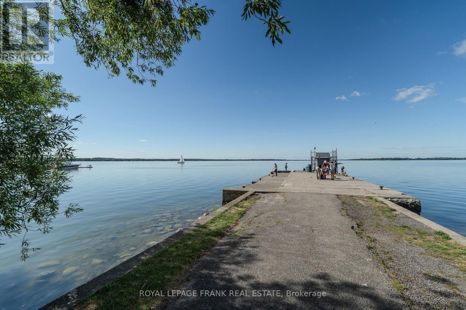 












91 CENTRE STREET

,
Scugog,




Ontario
L0B1E0

