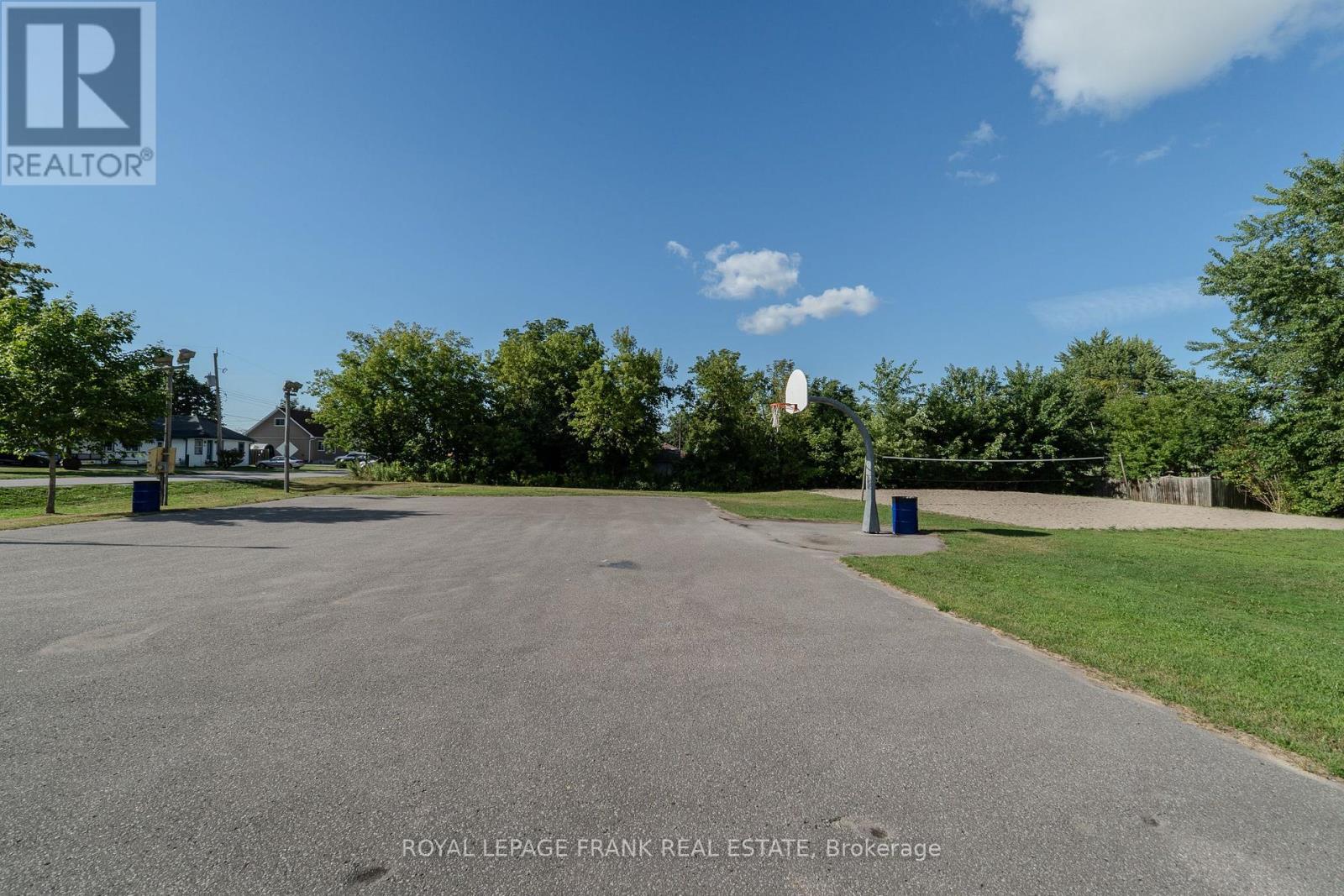 












91 CENTRE STREET

,
Scugog,




Ontario
L0B1E0

