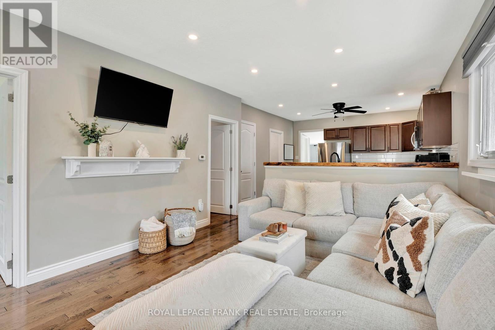 












107 FULTON STREET

,
Brantford,




Ontario
N3R4E9

