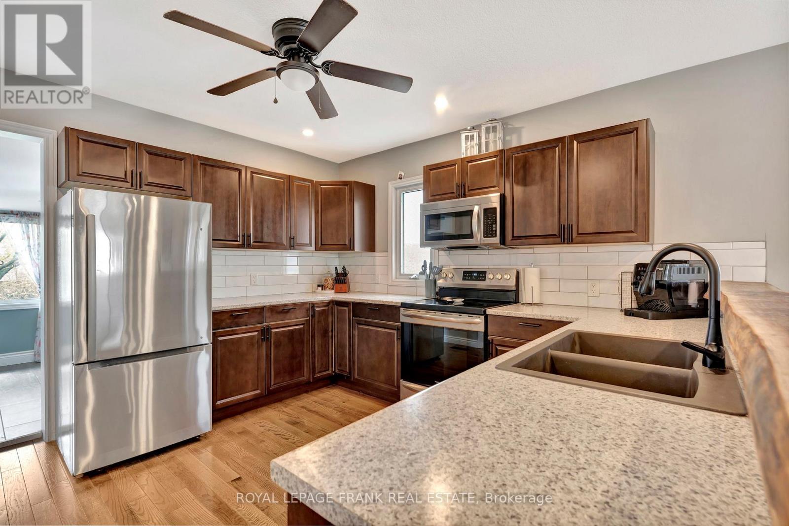 












107 FULTON STREET

,
Brantford,




Ontario
N3R4E9

