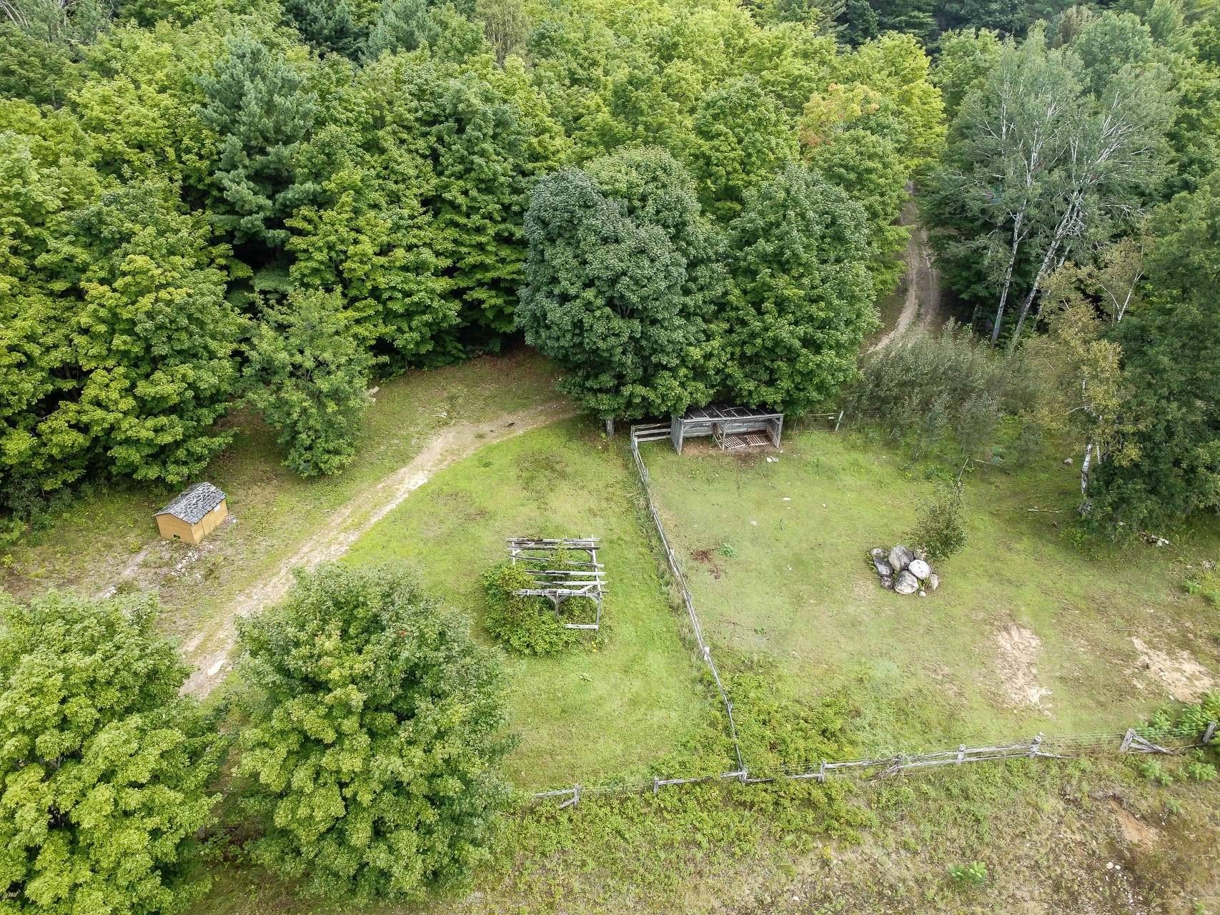 









2060


Côte St-Victor

,
Papineauville,







QC
J0V1R0

