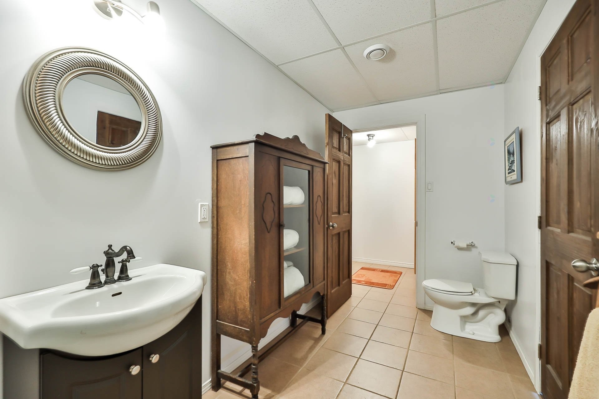 









2060


Côte St-Victor

,
Papineauville,







QC
J0V1R0

