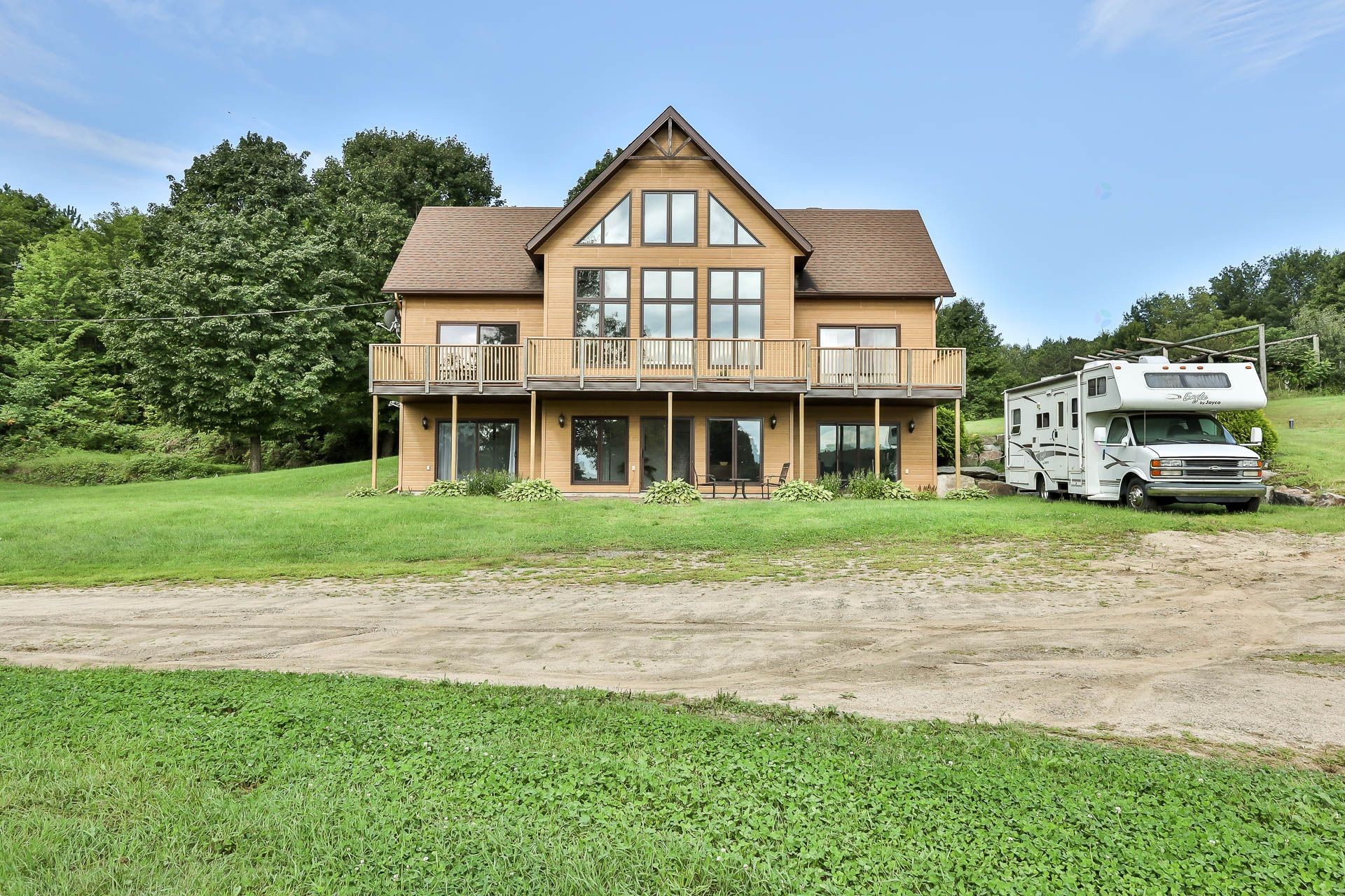 









2060


Côte St-Victor

,
Papineauville,







QC
J0V1R0

