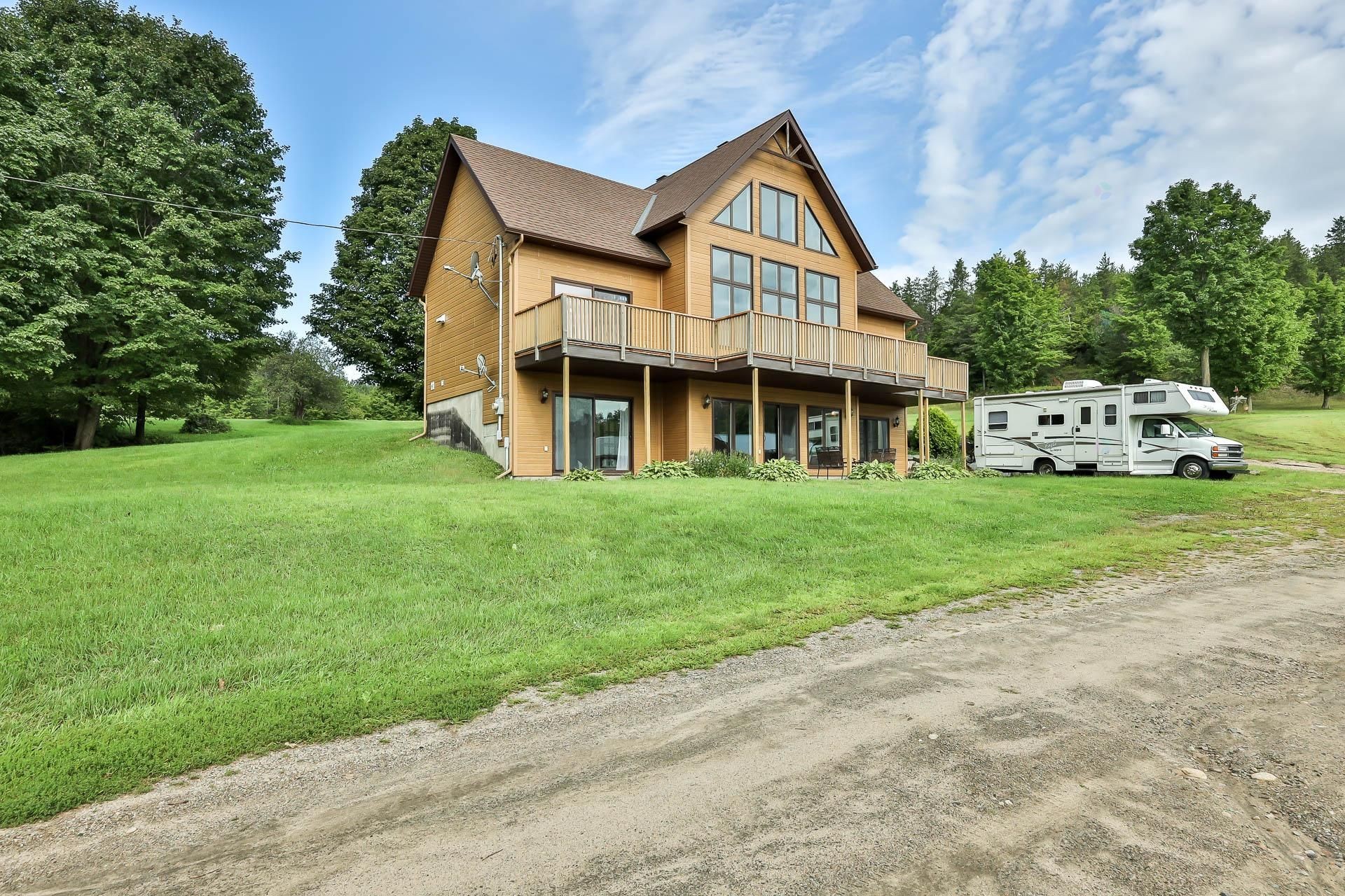 









2060


Côte St-Victor

,
Papineauville,







QC
J0V1R0

