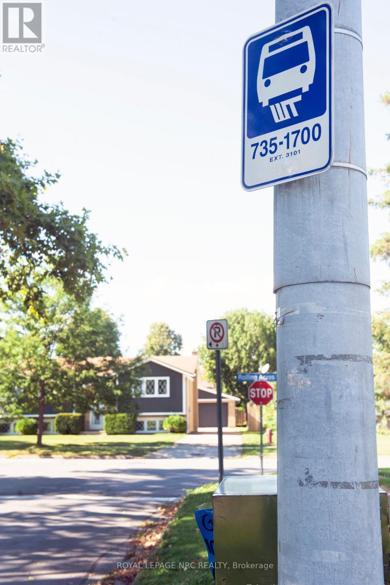 












66 ROLLING ACRES DRIVE

,
Welland (N. Welland),




Ontario
L3C3N3

