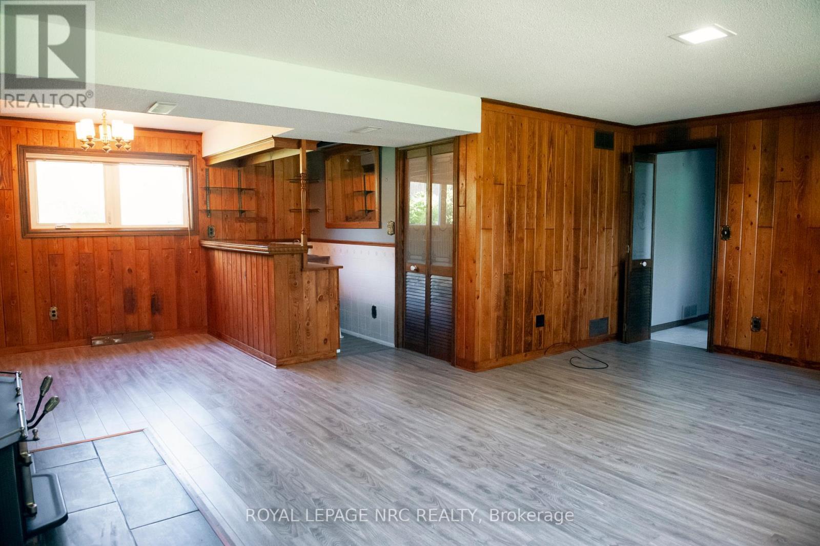 












66 ROLLING ACRES DRIVE

,
Welland (N. Welland),




Ontario
L3C3N3

