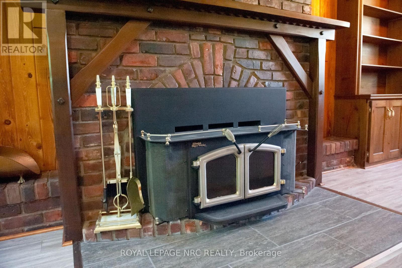 












66 ROLLING ACRES DRIVE

,
Welland (N. Welland),




Ontario
L3C3N3

