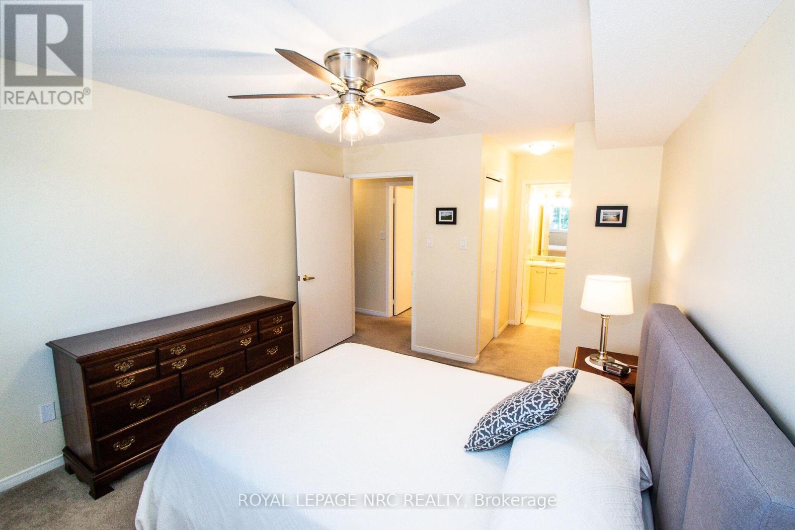 












217 - 78 ROEHAMPTON AVENUE

,
St. Catharines (Carlton/Bunting),




Ontario
L2M7W9

