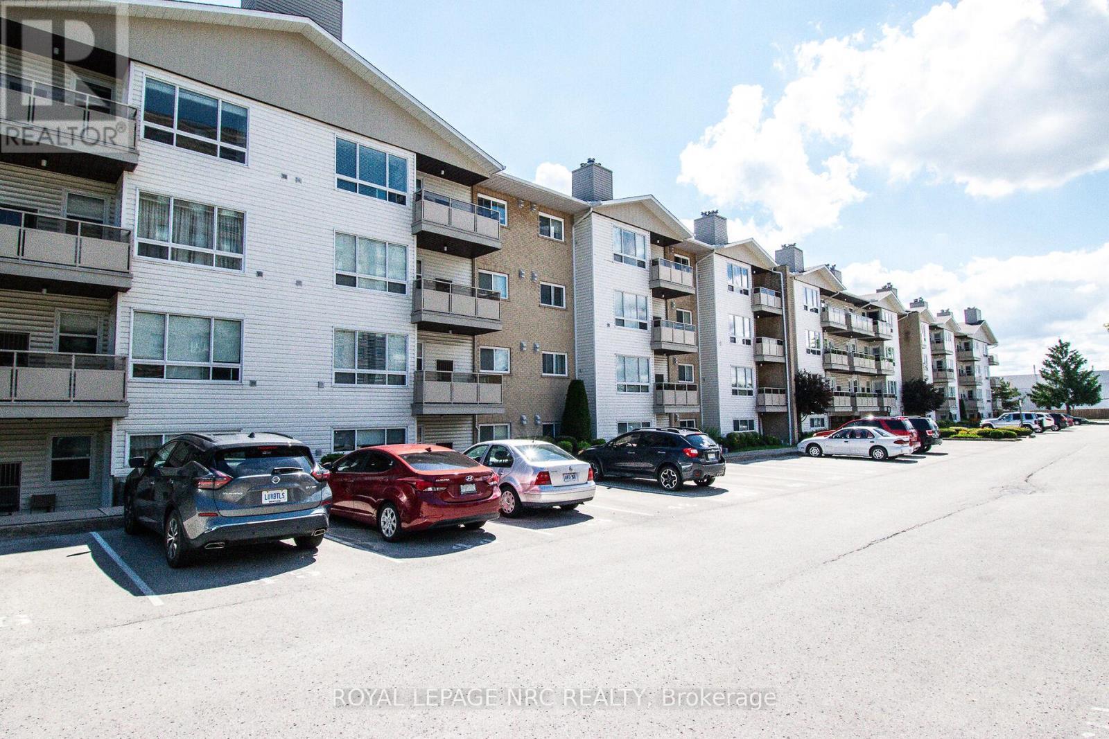 












217 - 78 ROEHAMPTON AVENUE

,
St. Catharines (Carlton/Bunting),




Ontario
L2M7W9


