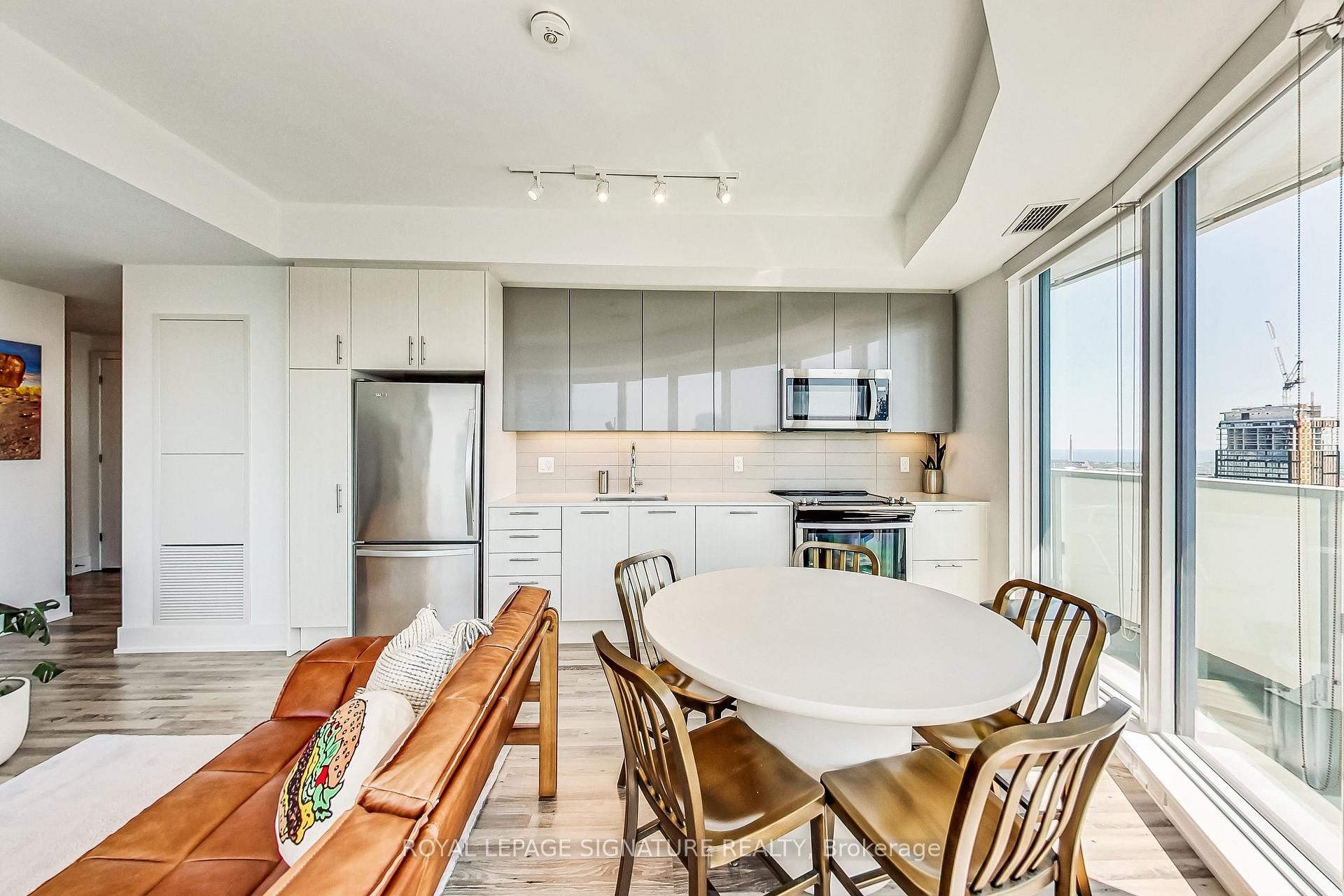 









403


Church

Street, 4002,
Toronto,




ON
M4Y 0C9

