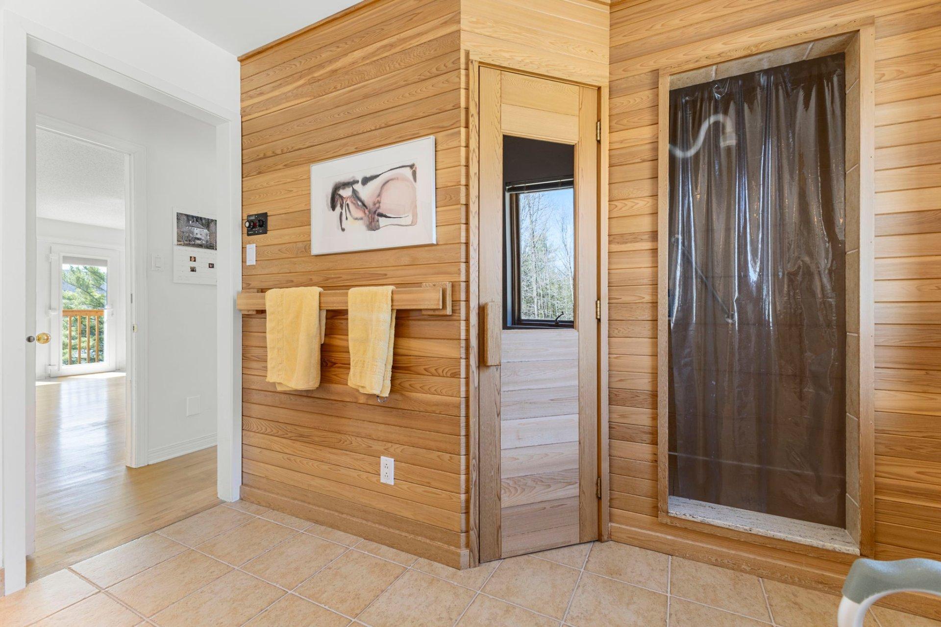 









146


Ch. River

,
Cantley,




QC
J8V3A1

