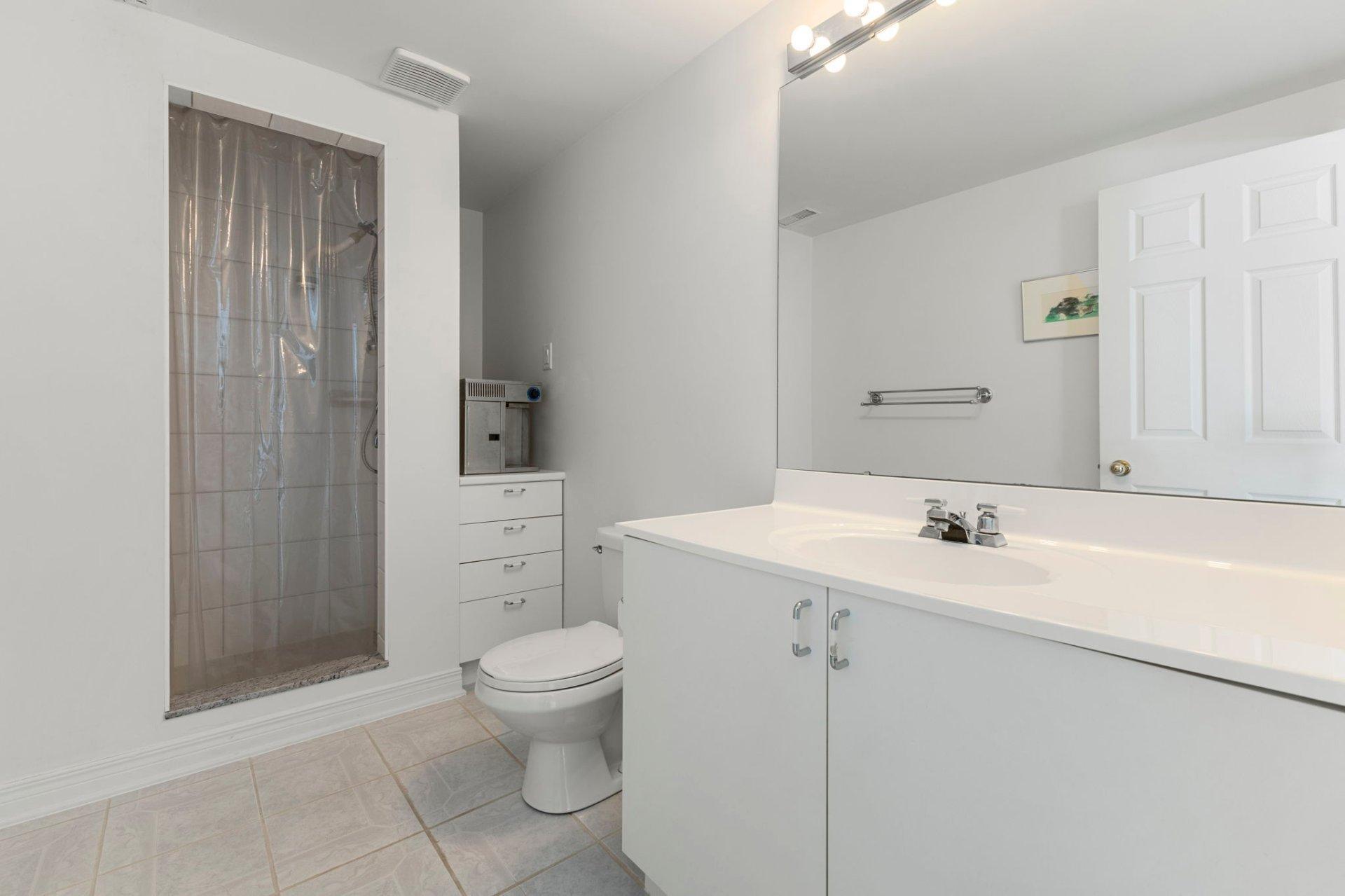 









146


Ch. River

,
Cantley,




QC
J8V3A1

