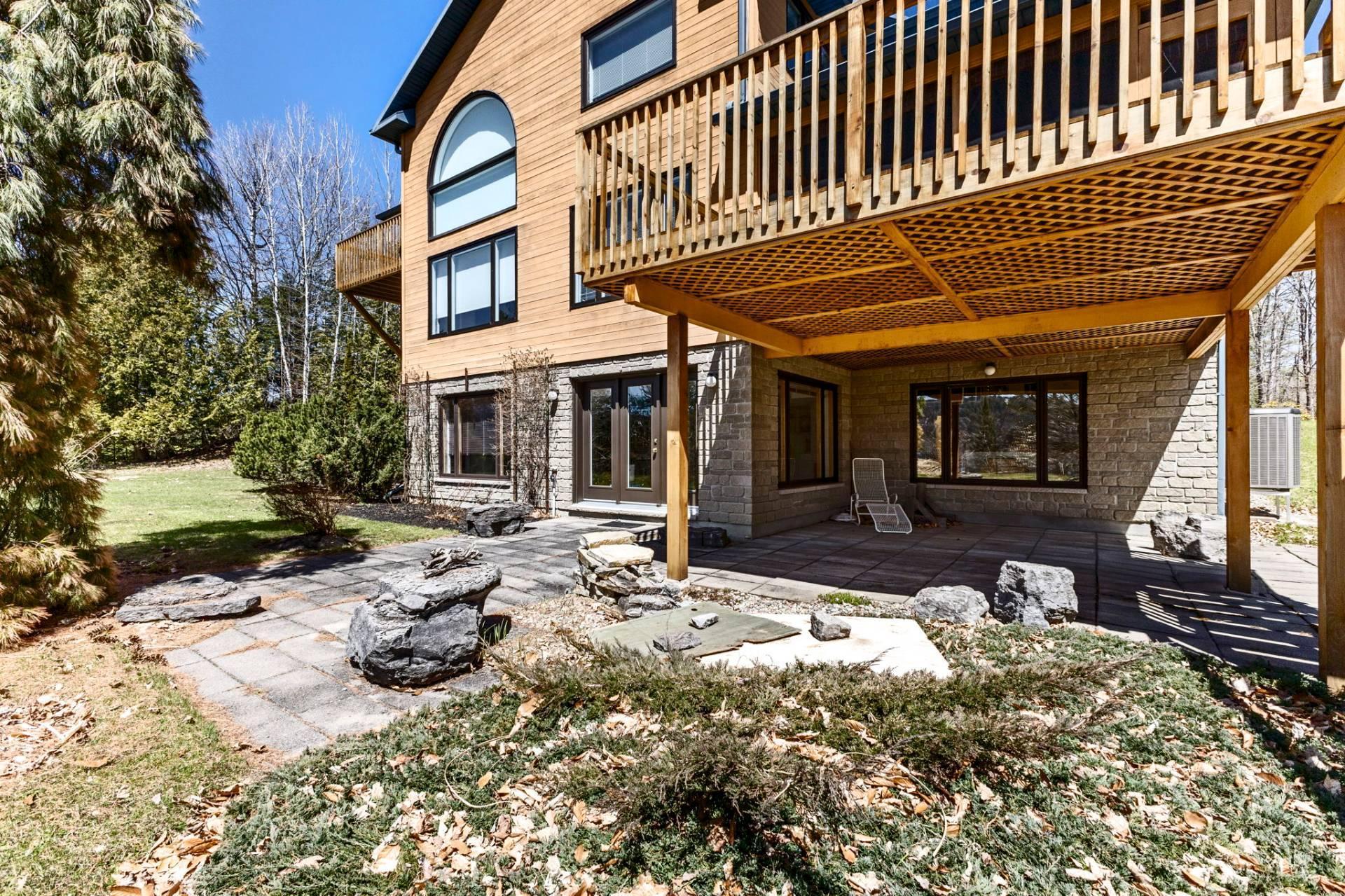 









146


Ch. River

,
Cantley,




QC
J8V3A1

