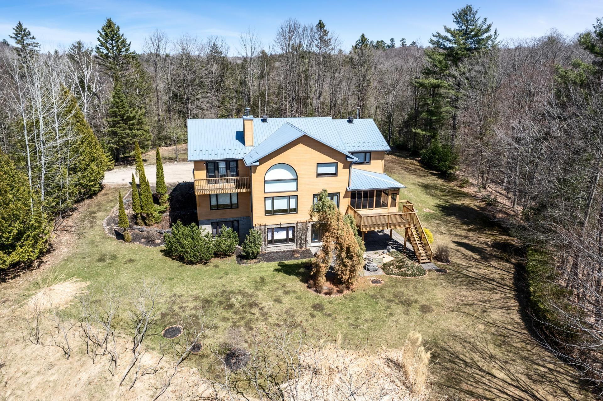 









146


Ch. River

,
Cantley,




QC
J8V3A1

