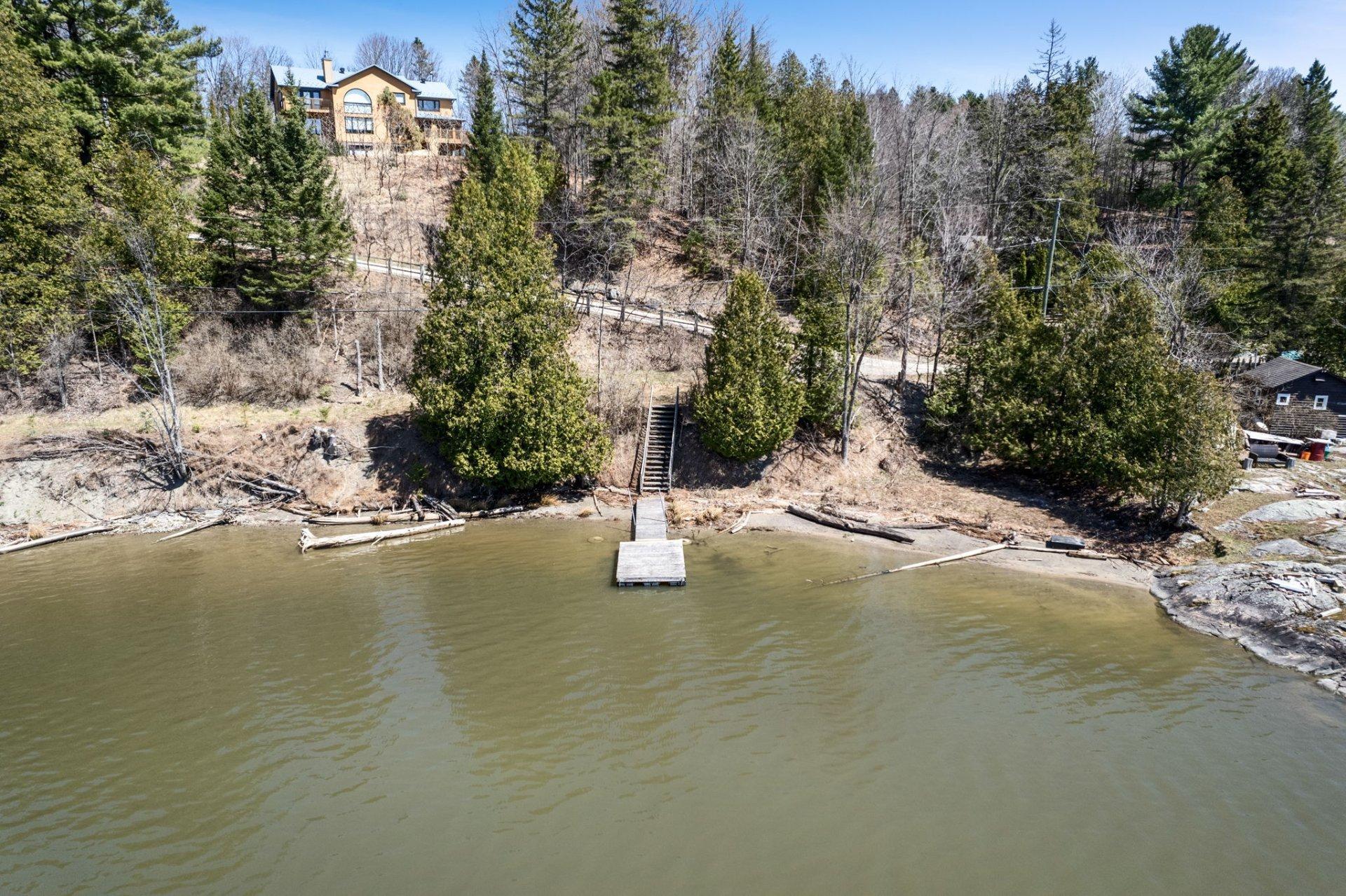 









146


Ch. River

,
Cantley,




QC
J8V3A1

