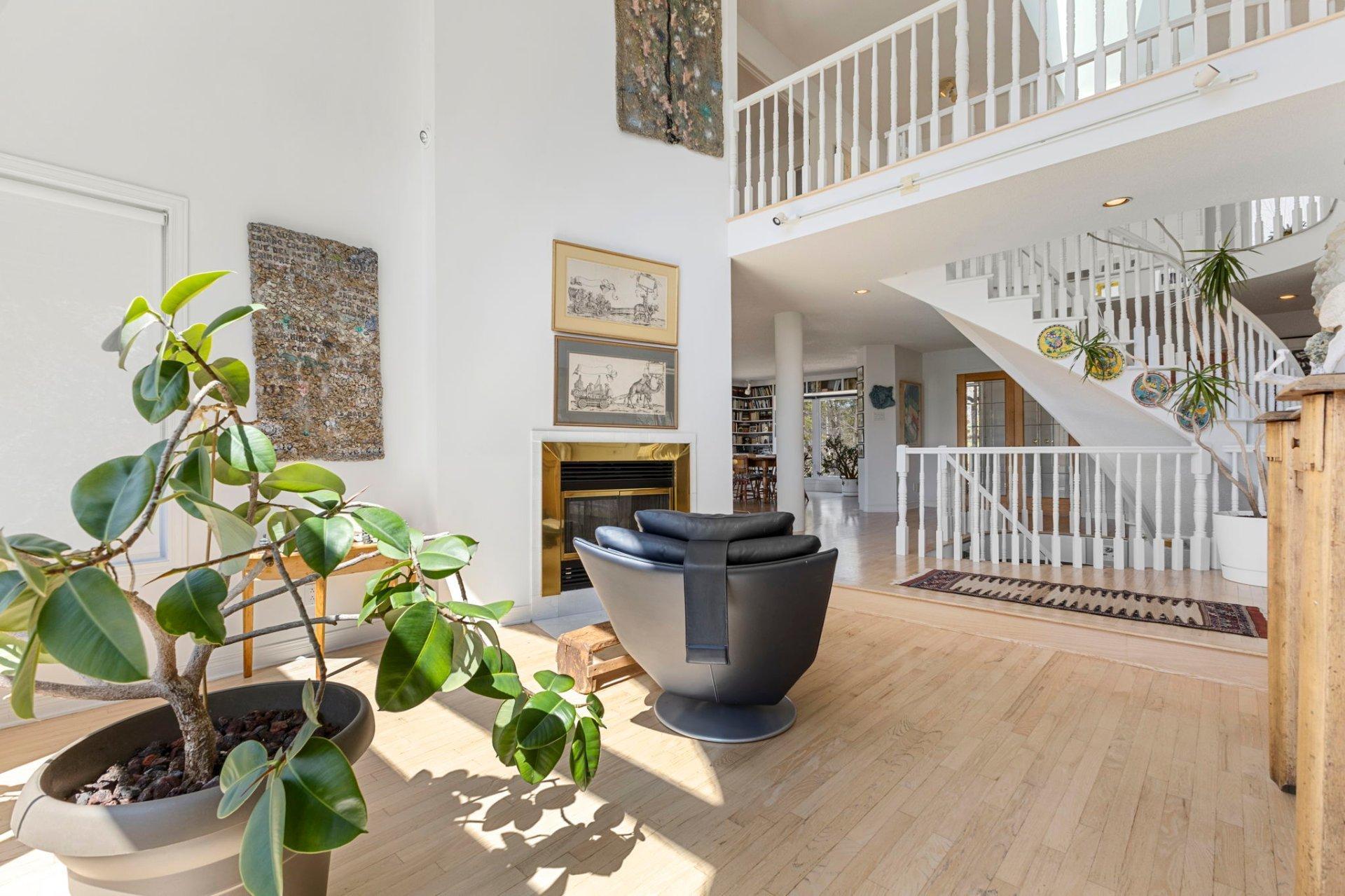 









146


Ch. River

,
Cantley,




QC
J8V3A1


