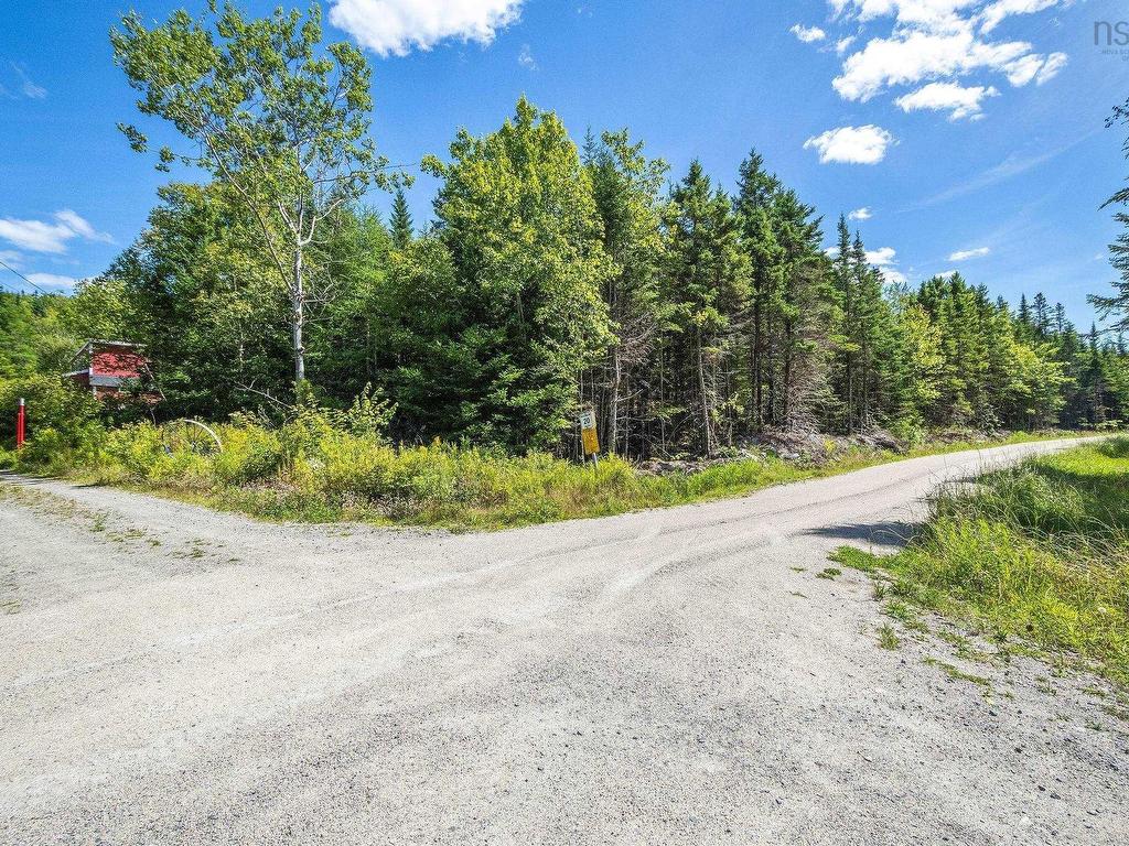 












7635 St Margarets Bay Road

,
Ingramport,




NS
B3Z 4A7


