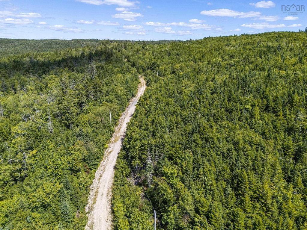 












7635 St Margarets Bay Road

,
Ingramport,




NS
B3Z 4A7

