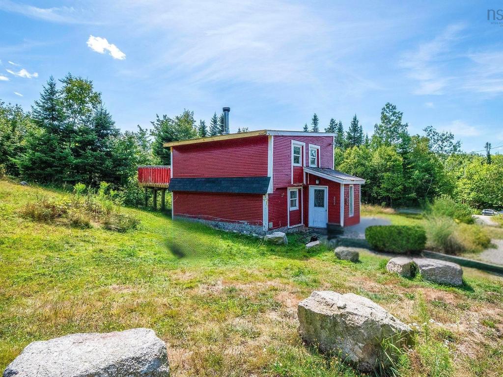 












7635 St Margarets Bay Road

,
Ingramport,




NS
B3Z 4A7


