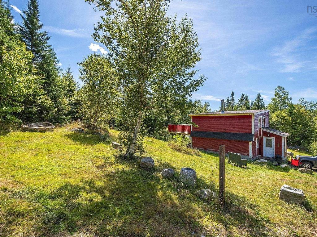 












7635 St Margarets Bay Road

,
Ingramport,




NS
B3Z 4A7

