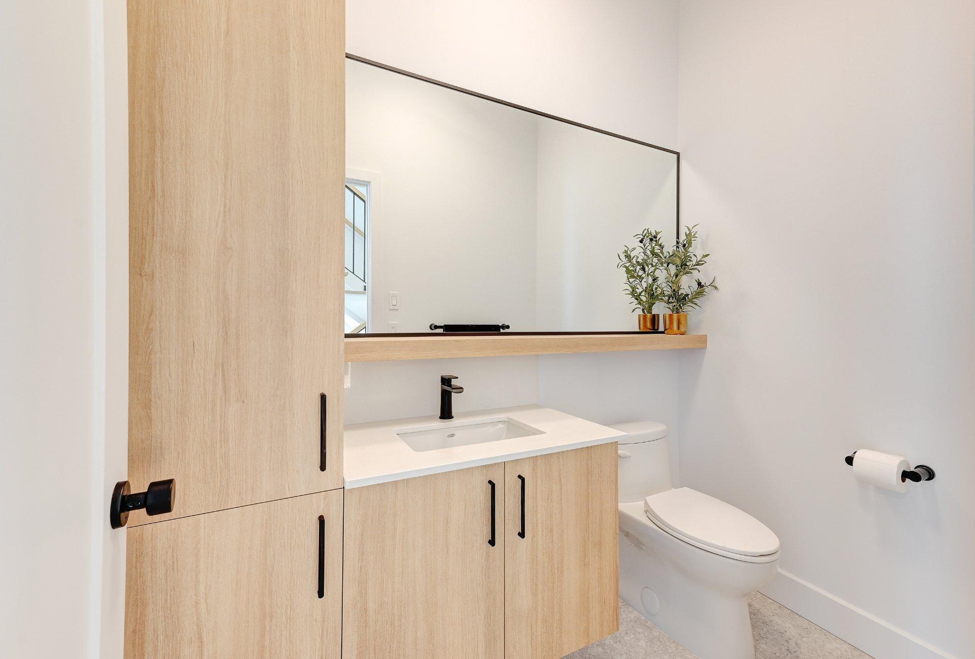 









3177


Rue Édouard-Harbec

,
Carignan,




QC
J3L0T8

