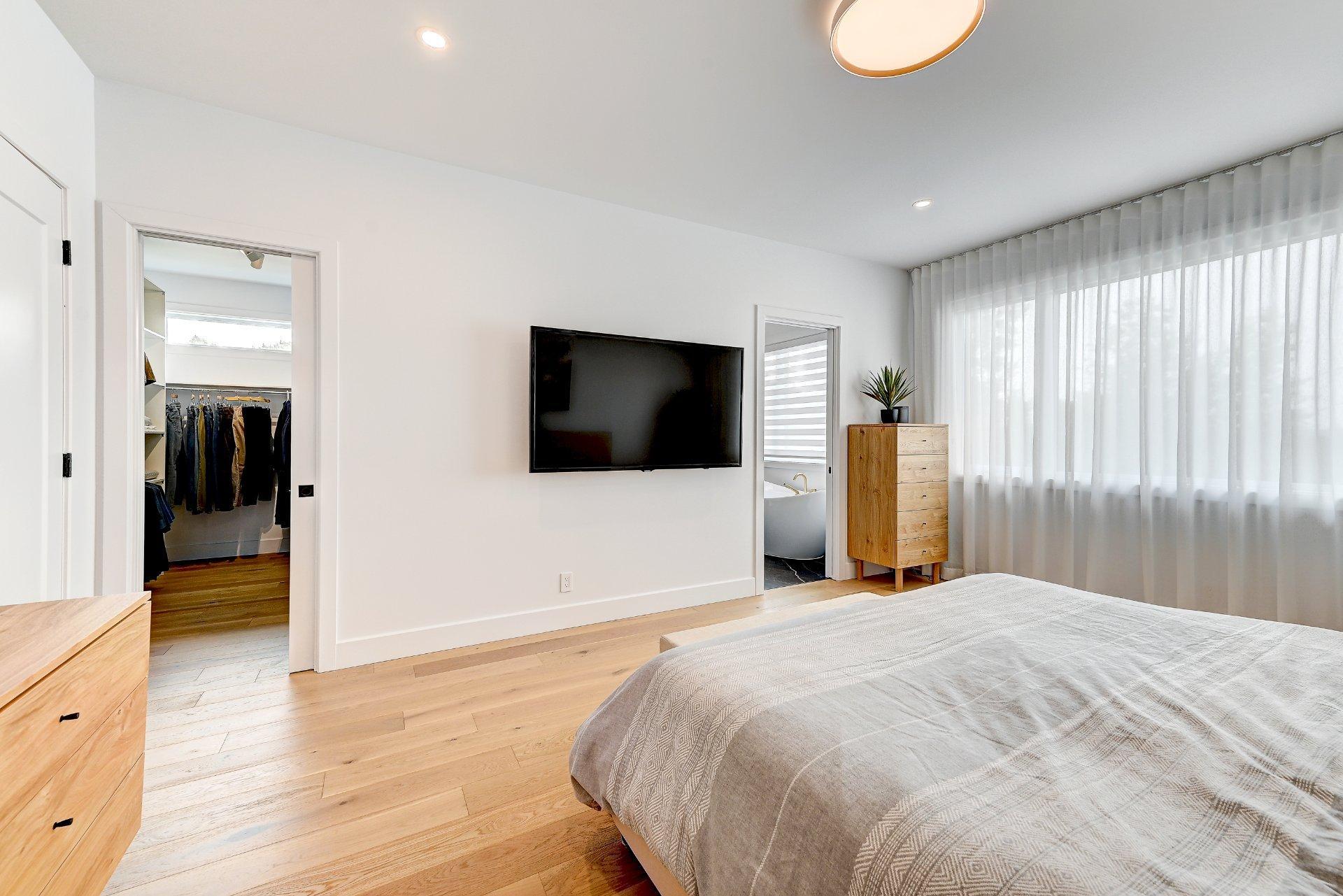 









3177


Rue Édouard-Harbec

,
Carignan,




QC
J3L0T8

