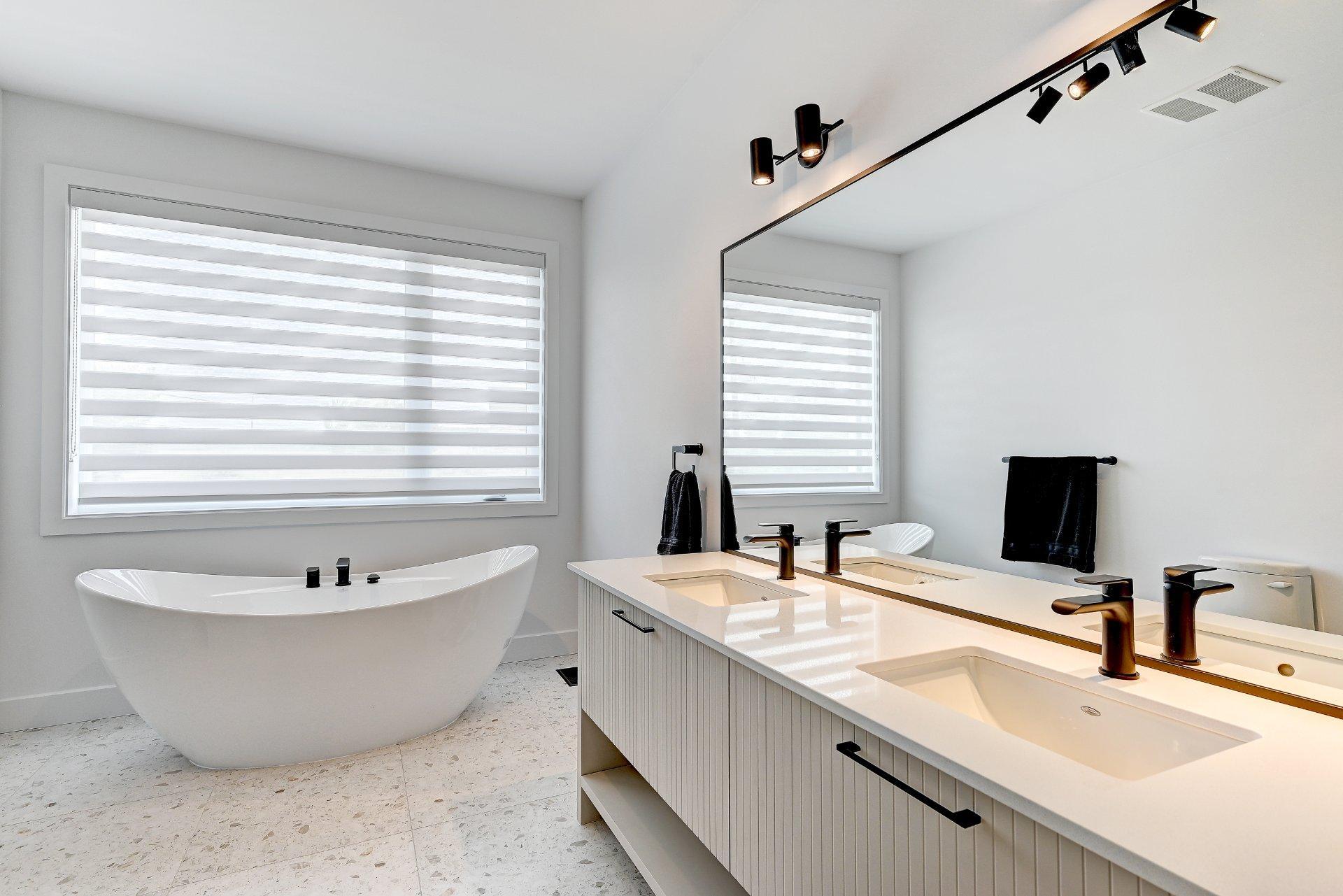 









3177


Rue Édouard-Harbec

,
Carignan,




QC
J3L0T8

