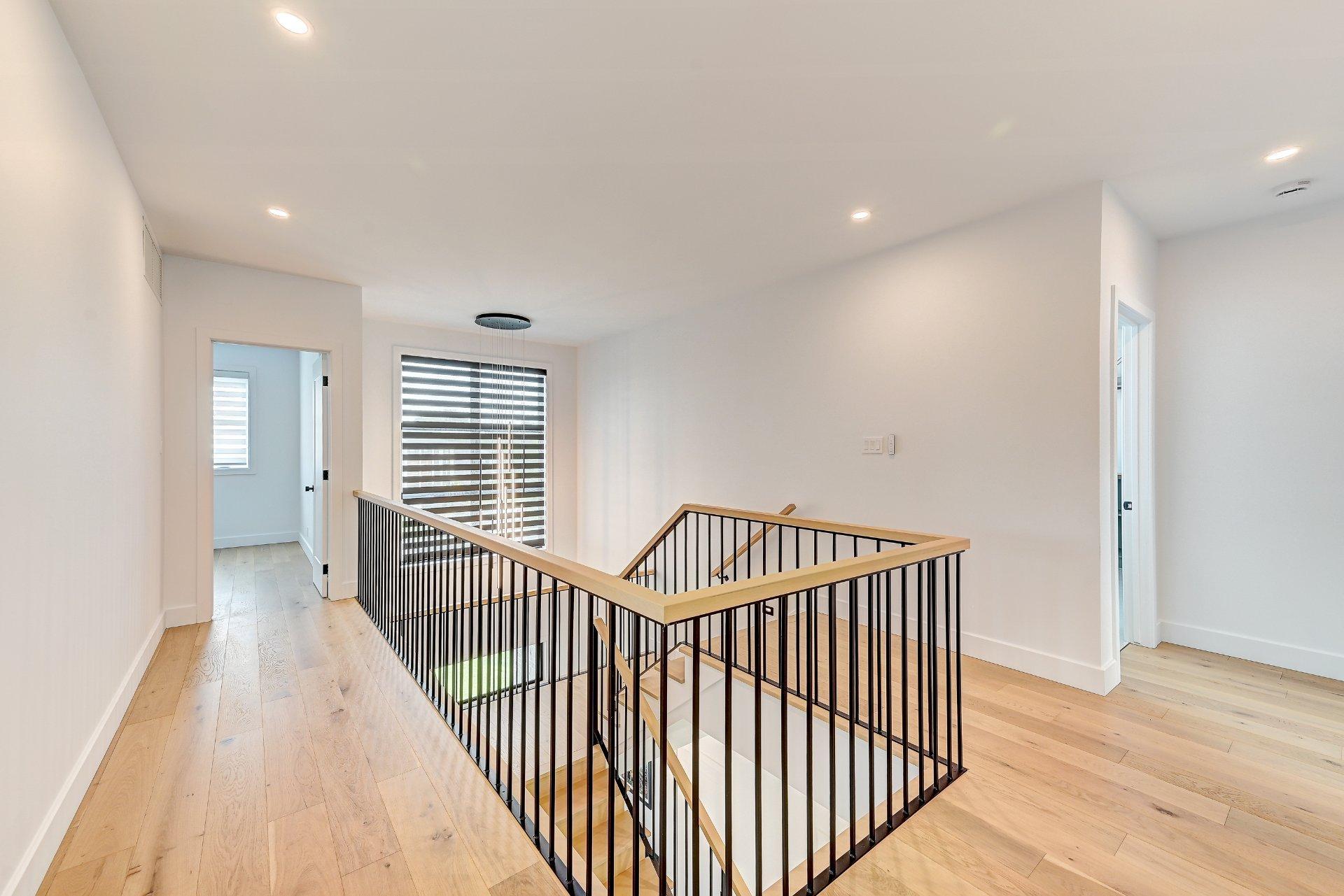 









3177


Rue Édouard-Harbec

,
Carignan,




QC
J3L0T8

