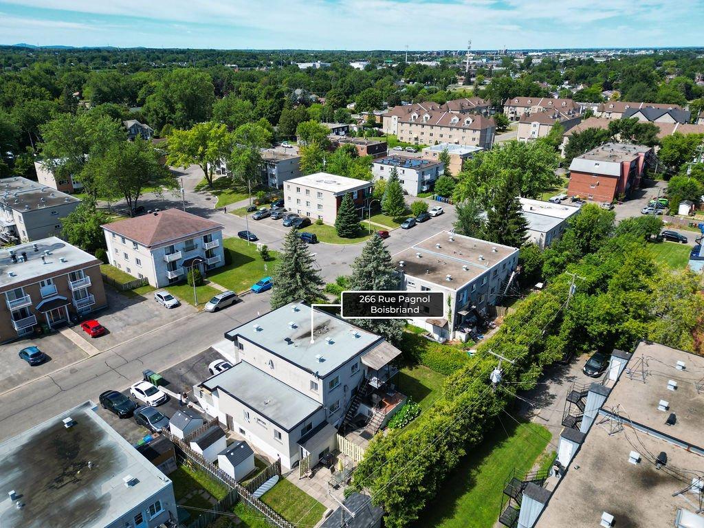 









266

 - 270A


Rue Pagnol

,
Boisbriand,




QC
J7G1Z6

