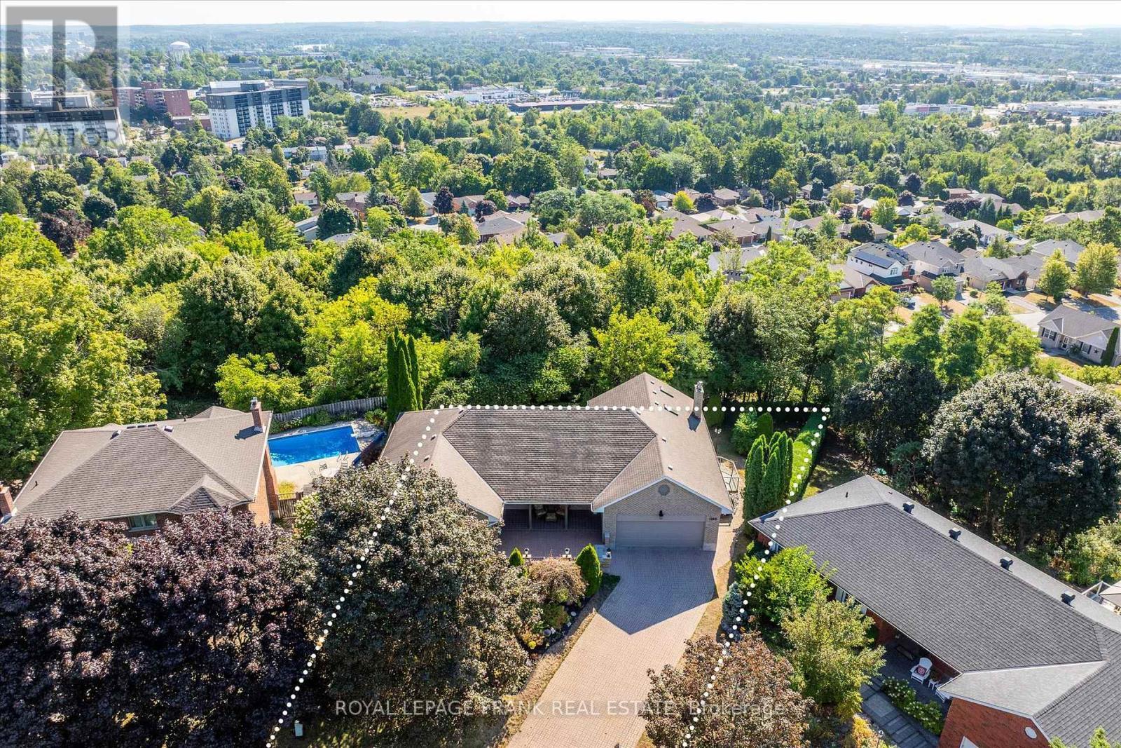 












1162 SUMMIT DRIVE

,
Peterborough West (Central),




Ontario
K9J8A7

