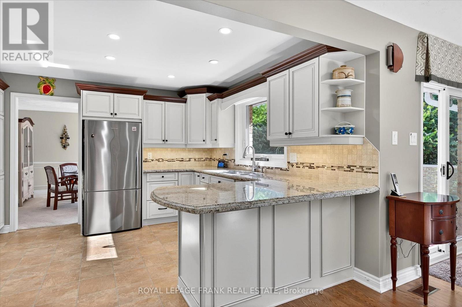 












1162 SUMMIT DRIVE

,
Peterborough West (Central),




Ontario
K9J8A7


