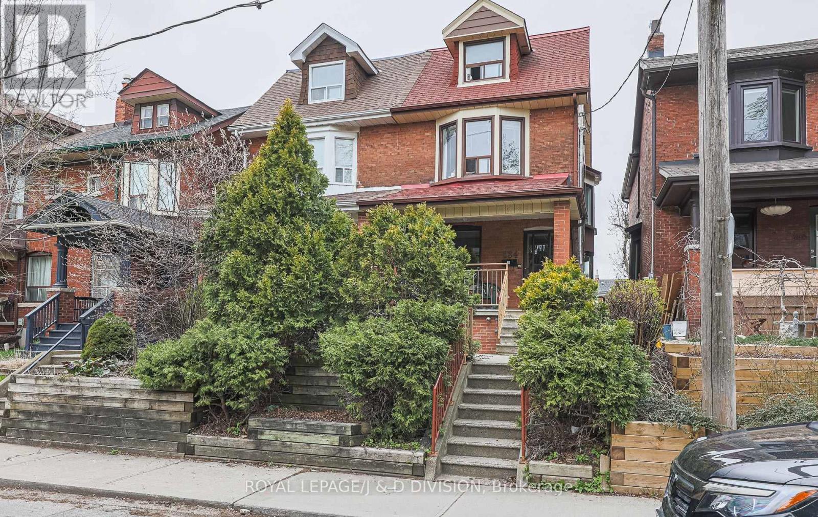 












MAIN - 484 CONCORD AVENUE

,
Toronto,




Ontario
M6H2P8

