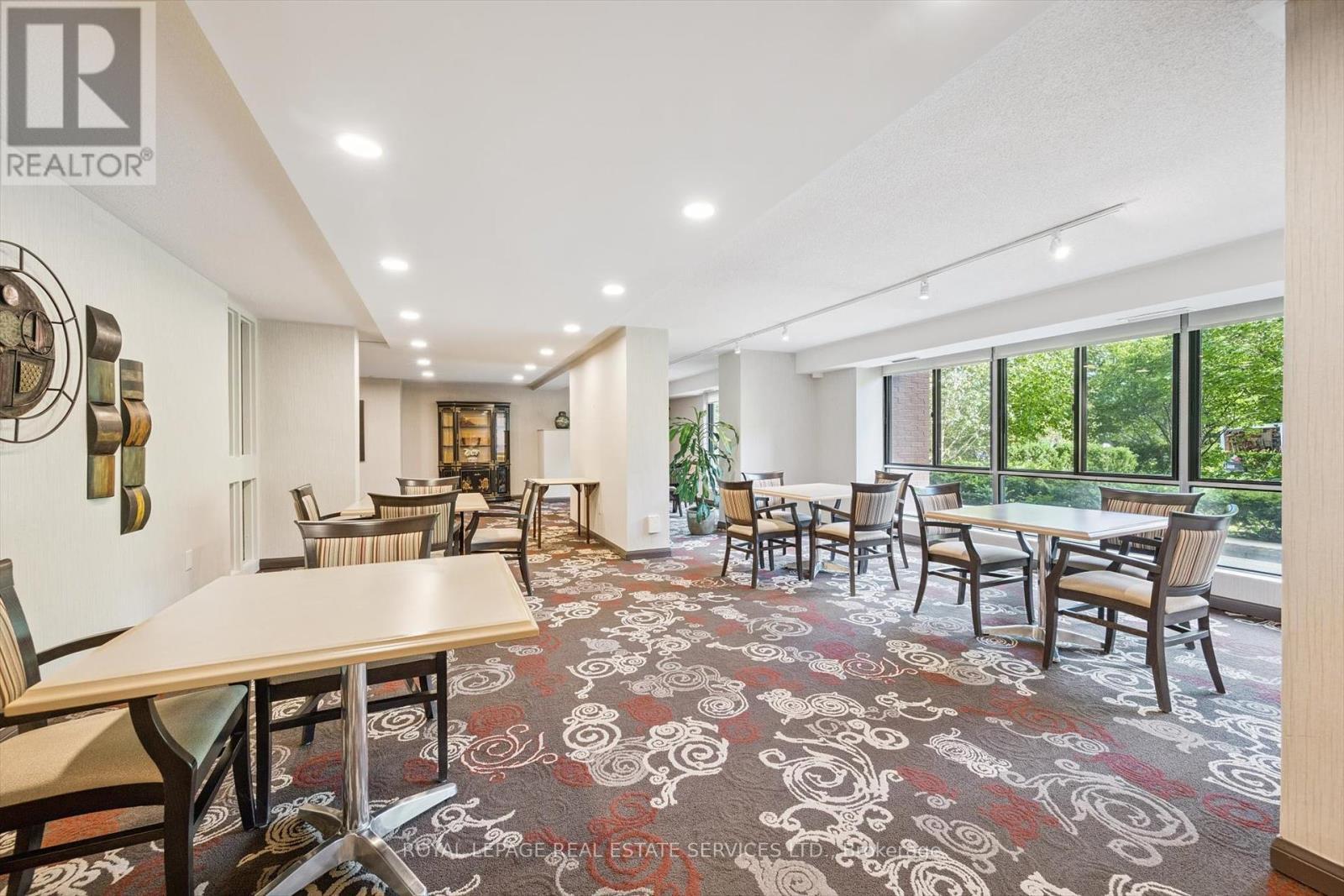 












1206 - 1400 DIXIE ROAD

,
Mississauga,




Ontario
L5E3E1

