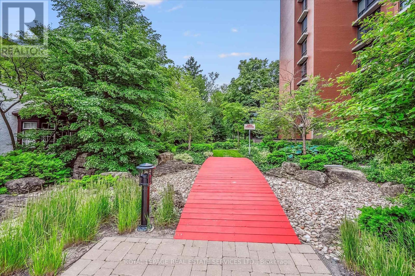 












1206 - 1400 DIXIE ROAD

,
Mississauga,




Ontario
L5E3E1

